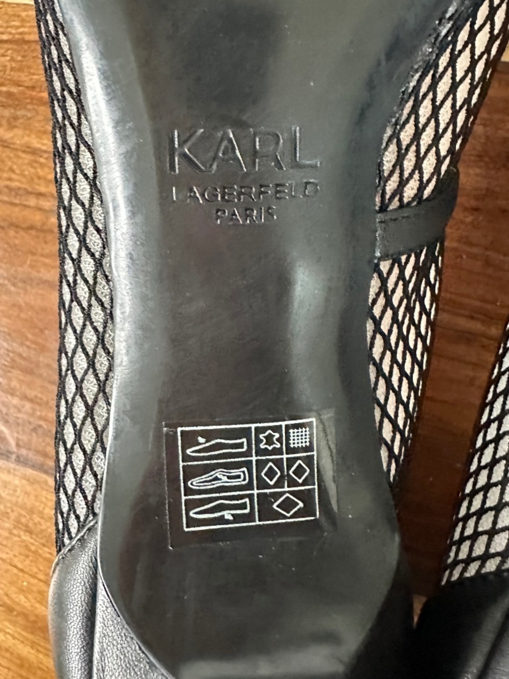 Karl Lagerfeld Paris Leather Mesh Kitten Heel Pumps, Size 9 - Picture 9 of 13